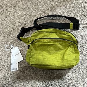 Sold on author platform Baggu Crossbody Fanny Pack Bag in Avocado 🥑